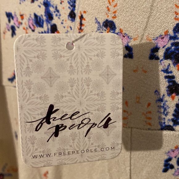 FREE PEOPLE ASTRID JUMPSUIT SIZE XSMALL IVORY NWT - Picture 2 of 9